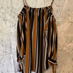 Fashion to Figure off the shoulder top